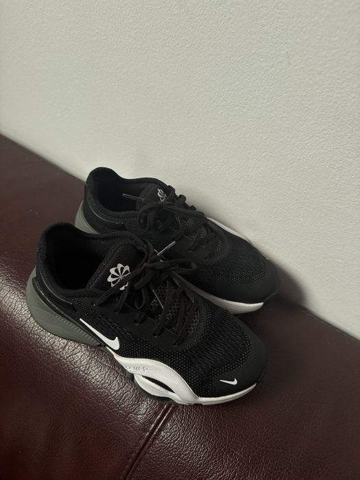 Маратонки Nike Airzoom