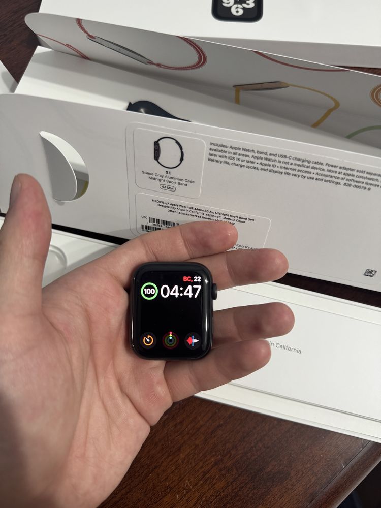 Apple watch se абсолютно новые