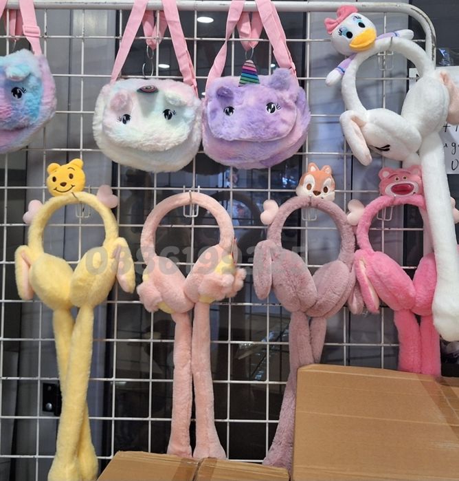 Детски плюшени ушанки с мърдащи уши Мечо Пух, Зайче, Мече и др.