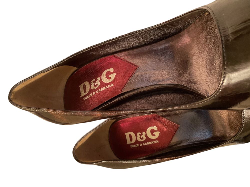 Pantofi Dolce & Gabbana (D&G), 35, originali, maro cu accente de bronz