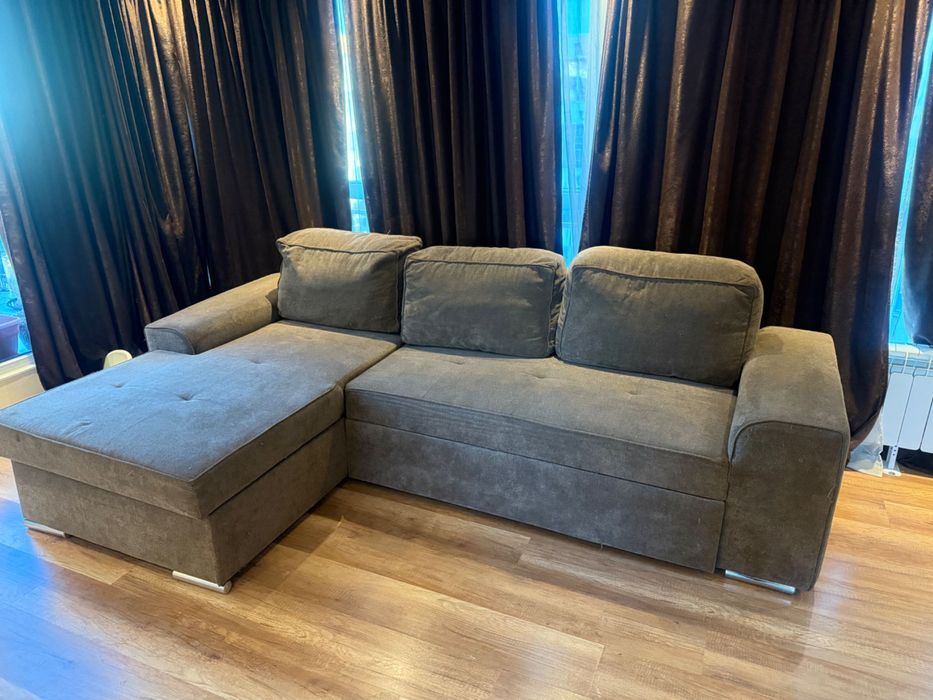 Диван с функция сън