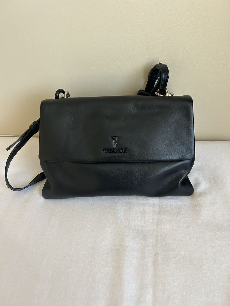 Черна кожена чанта Trussardi
