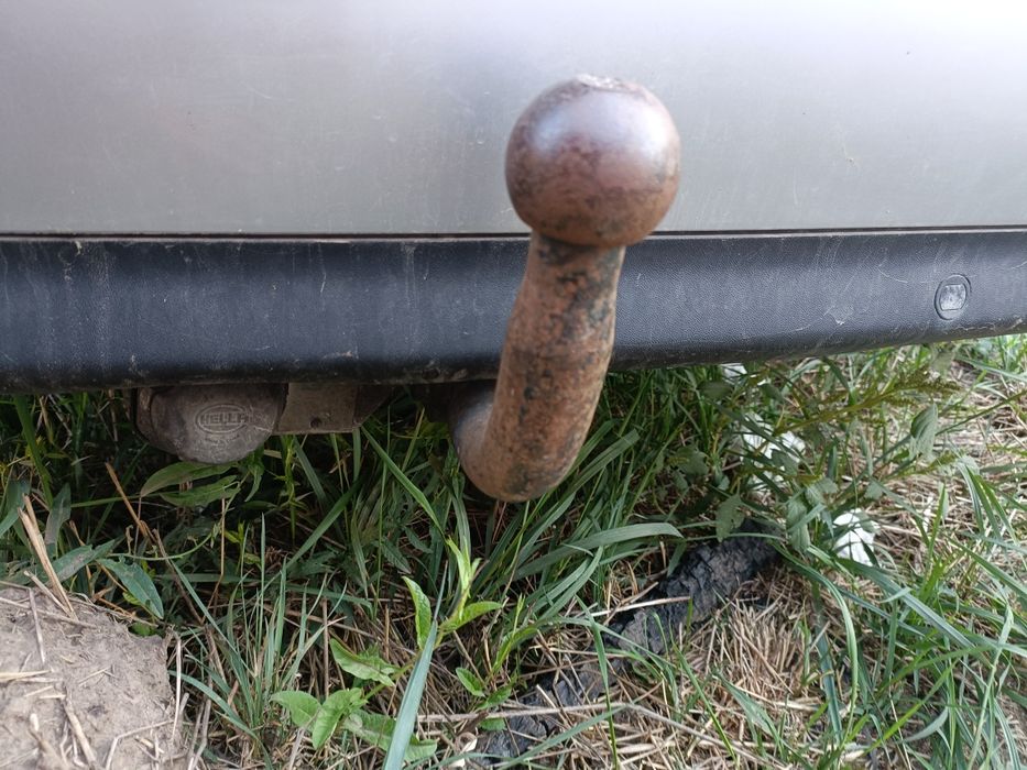Cârlig remorcare cu priză