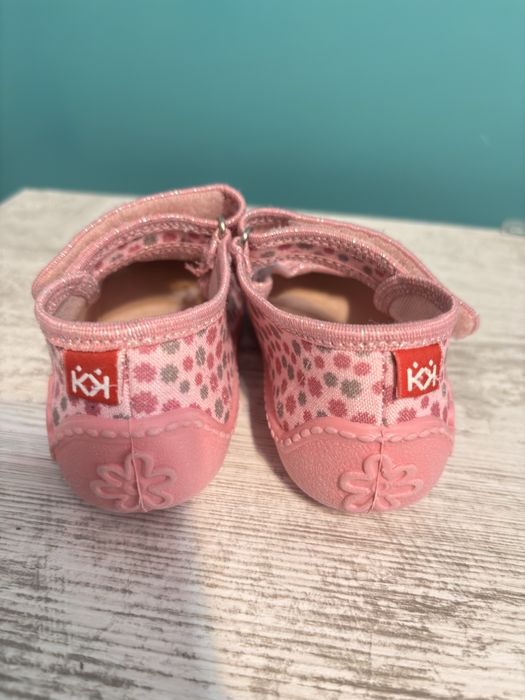 Пантофки Колев и Колев