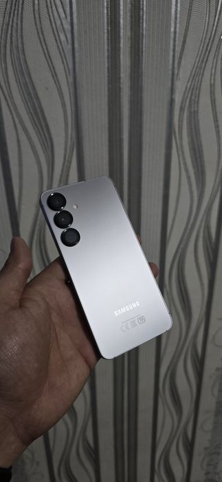 Samsung galaxy S25 12/256gb