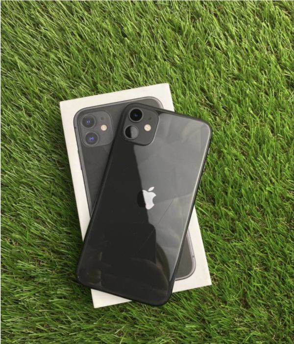 Айфон 11  с гарантией