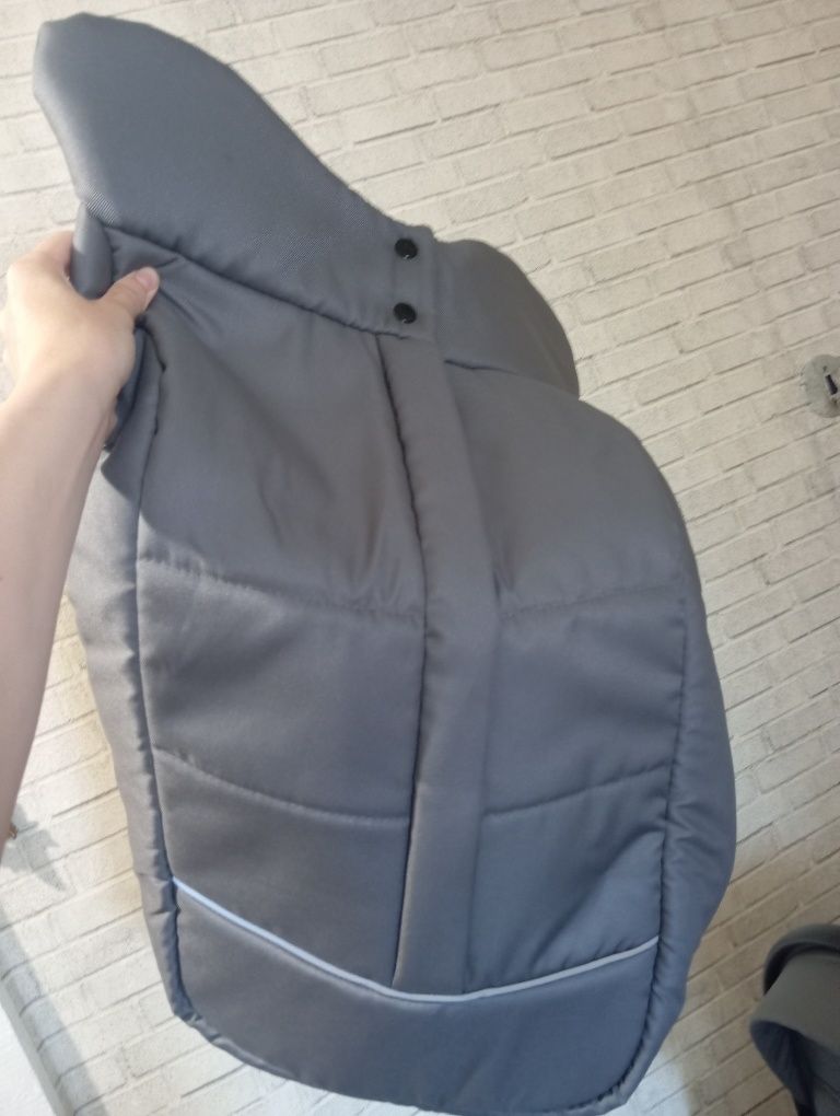 Продам коляску  Tiny Ti