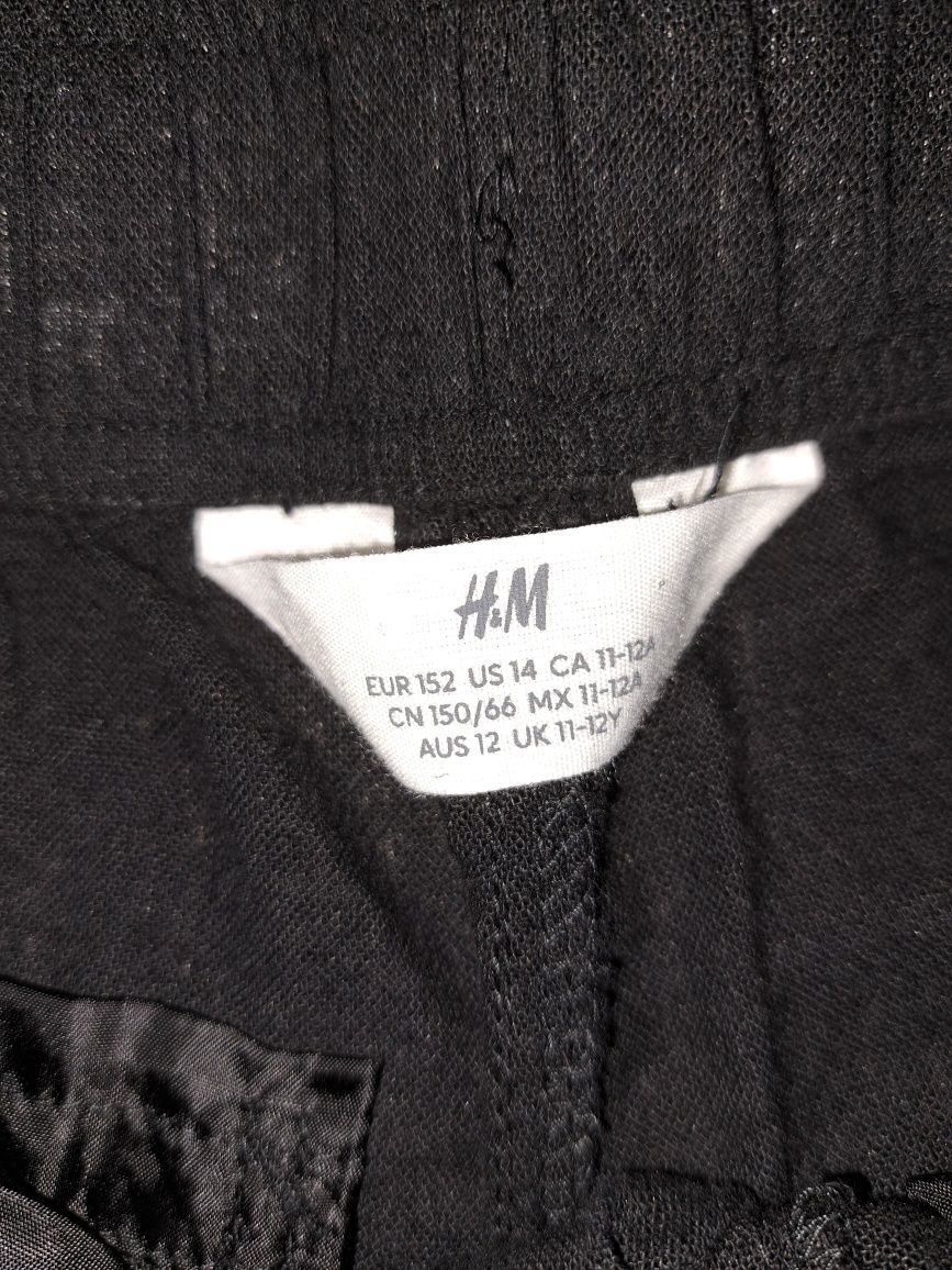 Zara тишърти и H&M бермуди