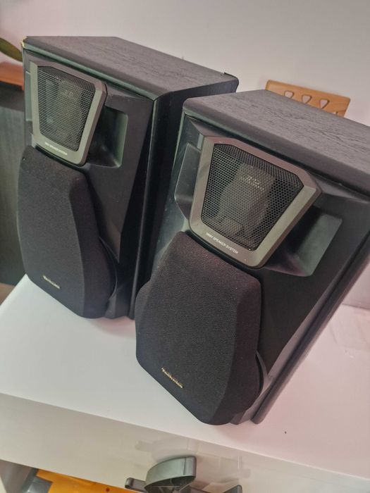 Boxe de camera tip raft sau coloana Technics Sony Jvc CAT
