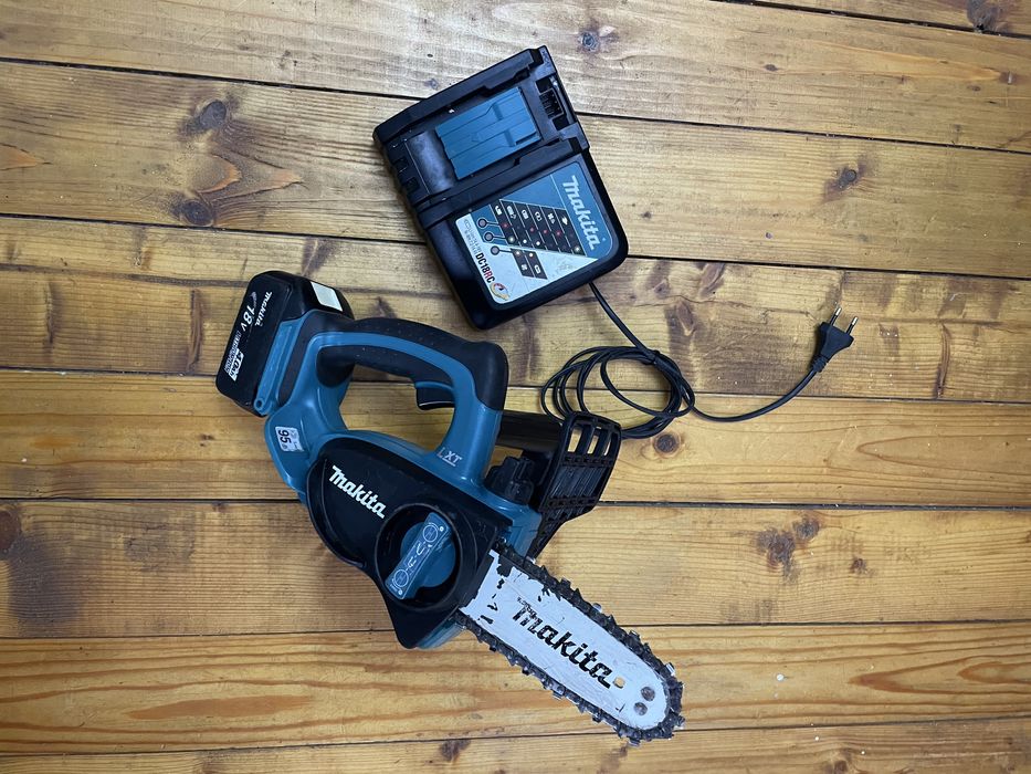 MAKITA DUC122 drujba cu acumulator 18v