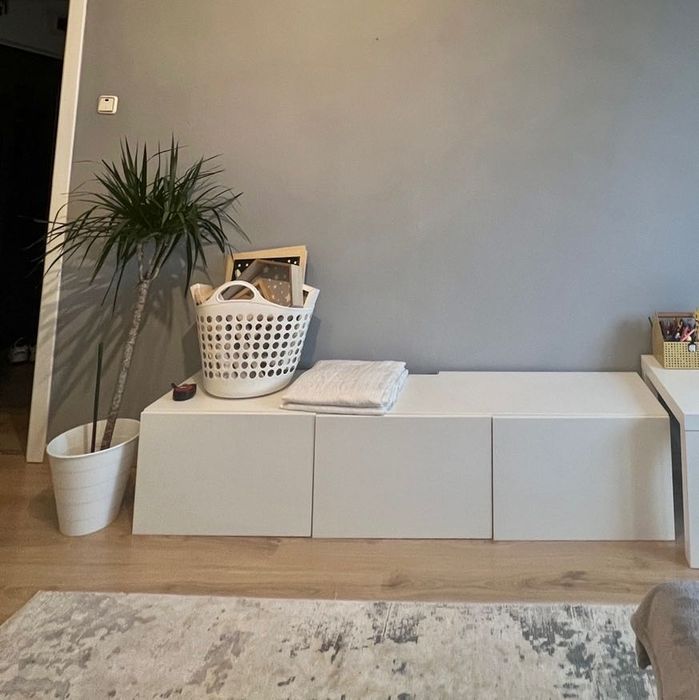 Comoda BESTA Ikea. Impecabila!