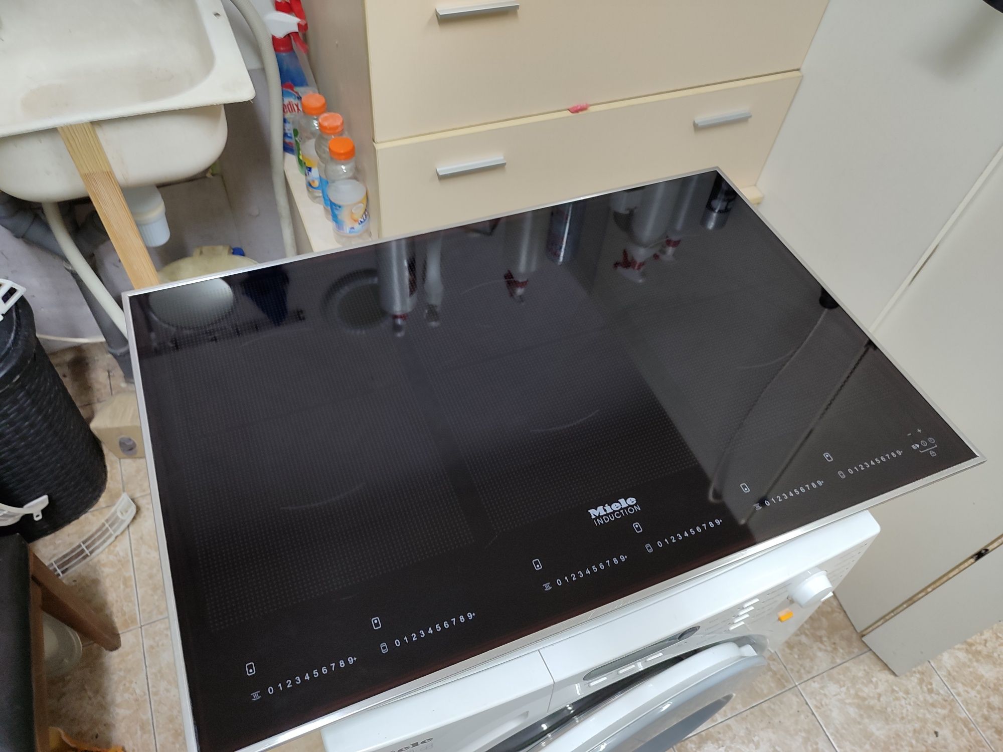 Индукционен плот Miele KM 6366 - 1 EDST