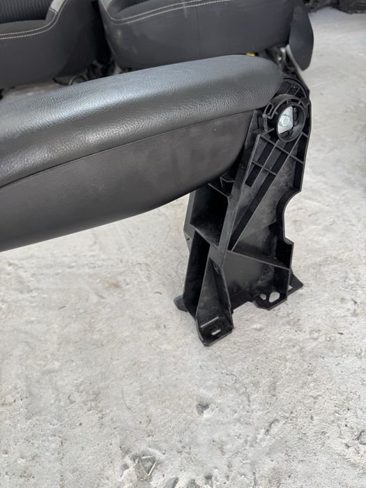 Cotiera peugeot 208 originala