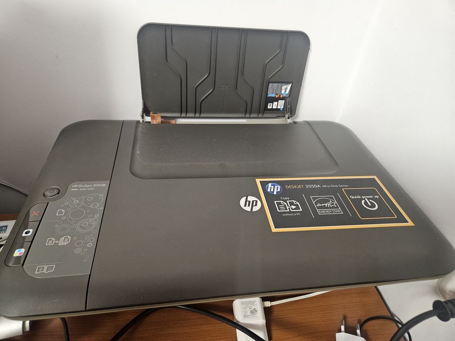 Imprimanta HP Deskjet 2050A