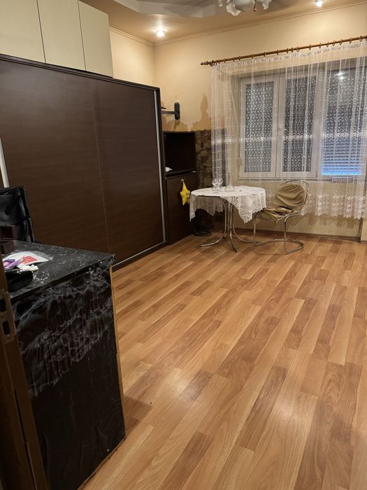 Vand parte de casa, str Chendi