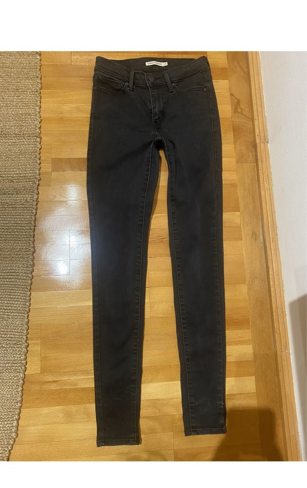 Blugi Levi’s super skinny