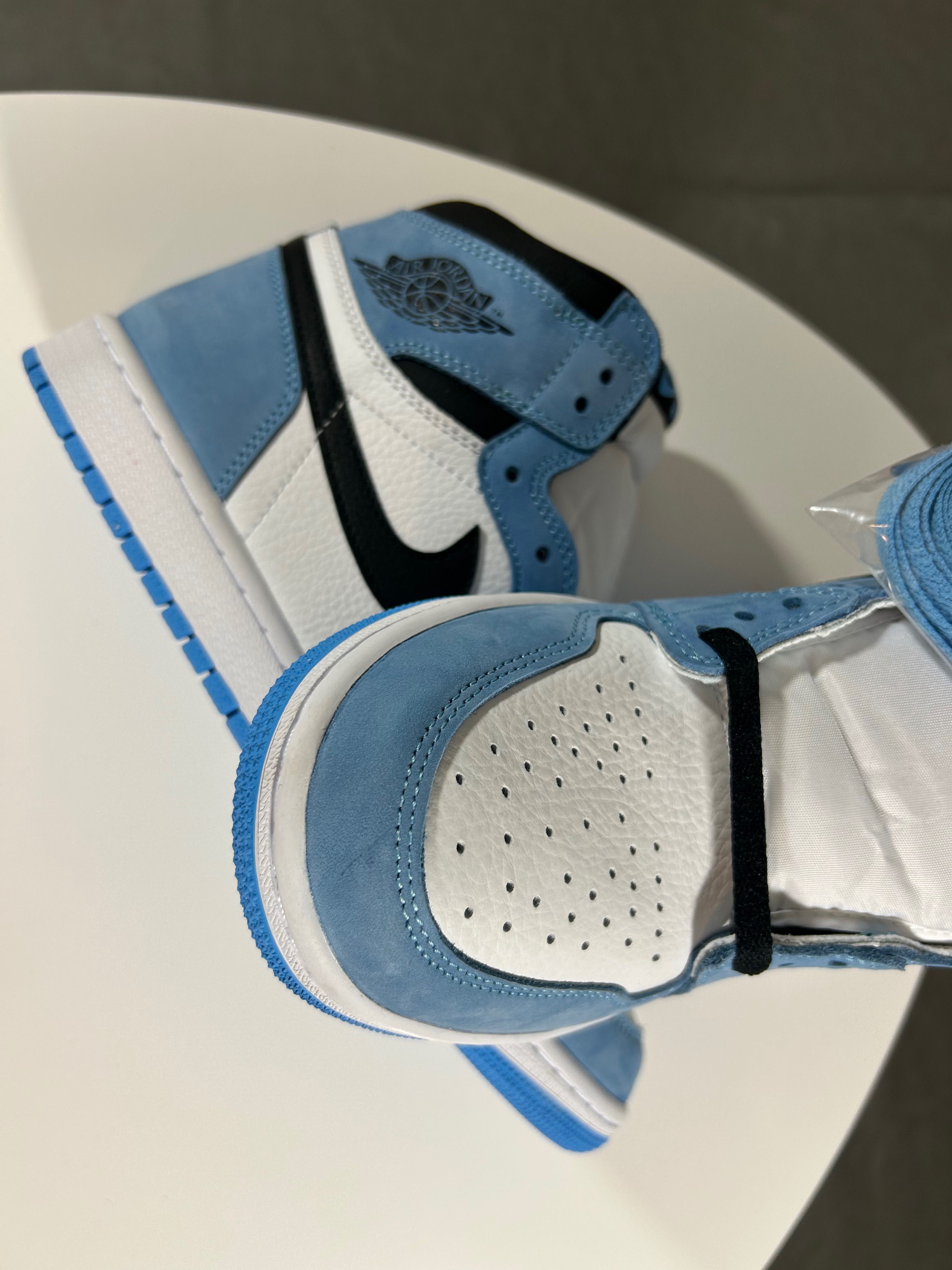 Специални цени Nike Air Jordan 1