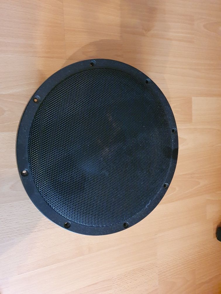 Vând subwoofer activ MAN