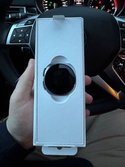 Samsung Galaxy Watch 8 Silver – ca nou – garanție 2 ani Altex