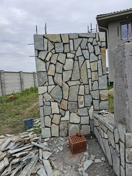 Piatra naturala si montaj