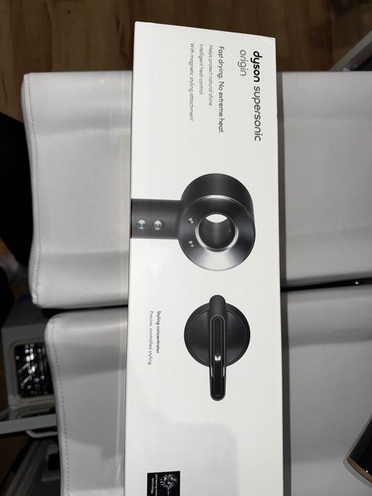 Сешоар Dyson supersonic origin