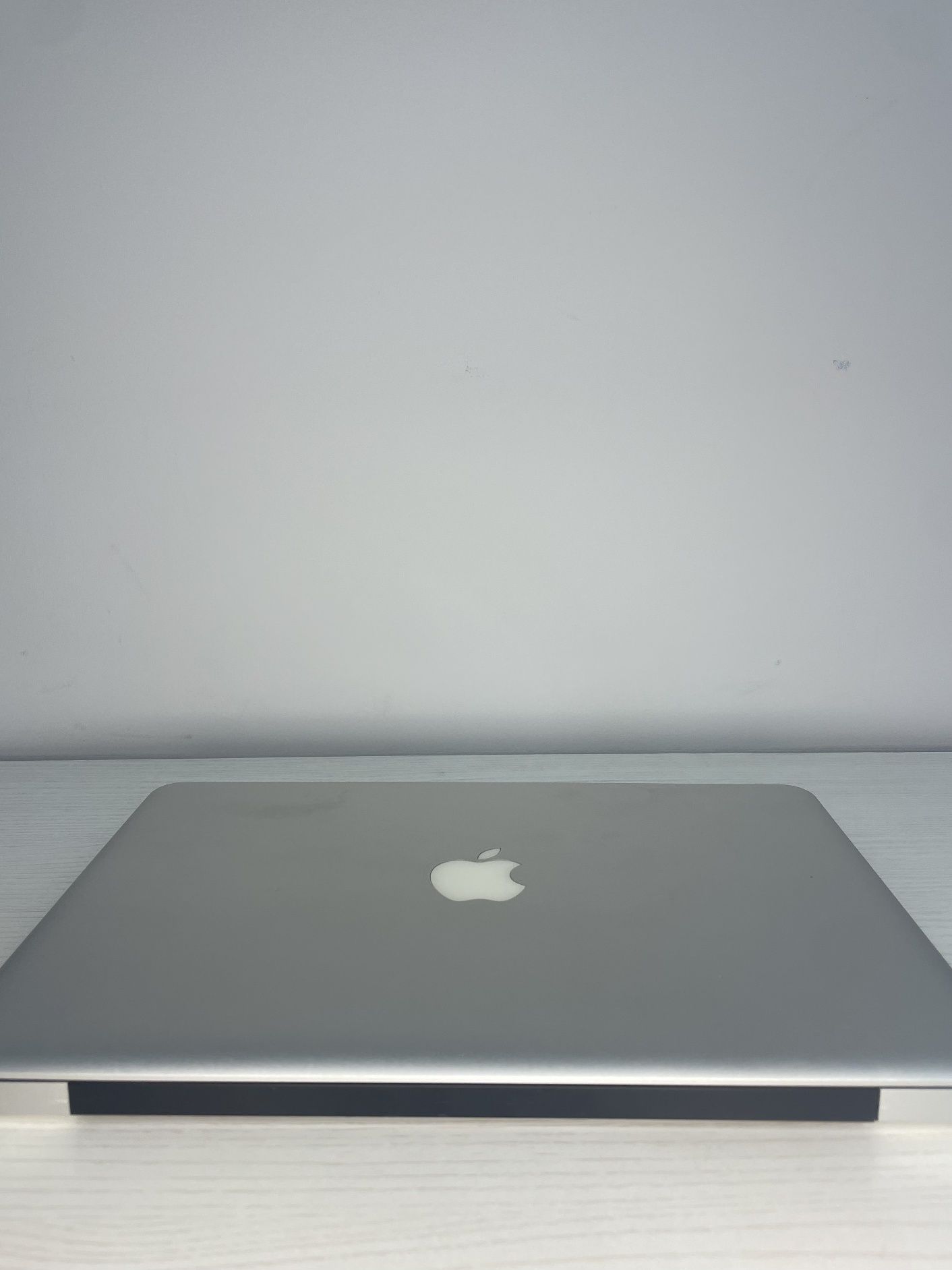 МакБук(makbook) про 13" мид 2010