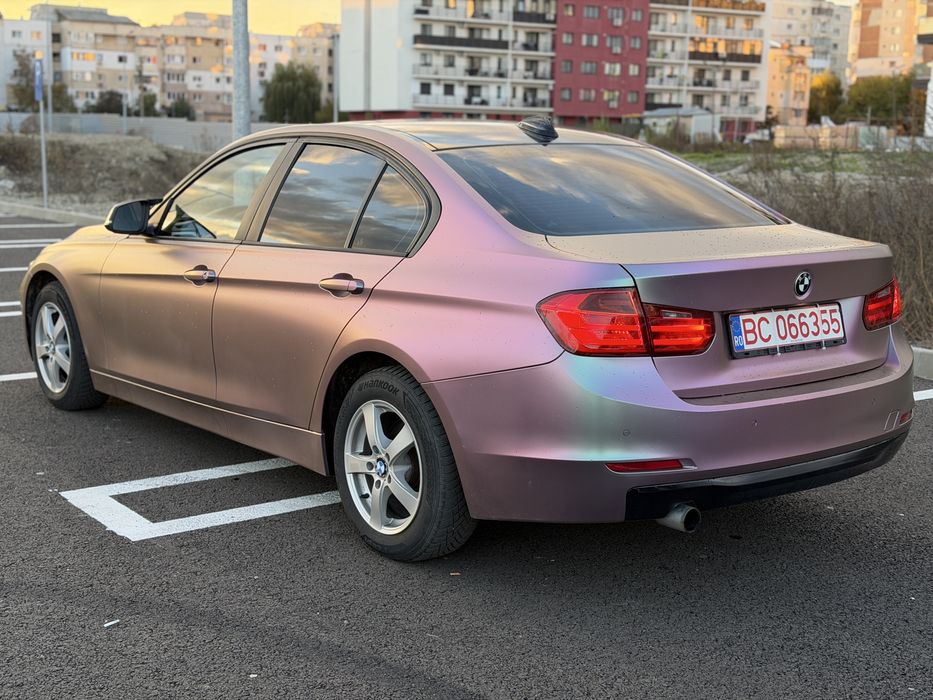 BMW F30 320i