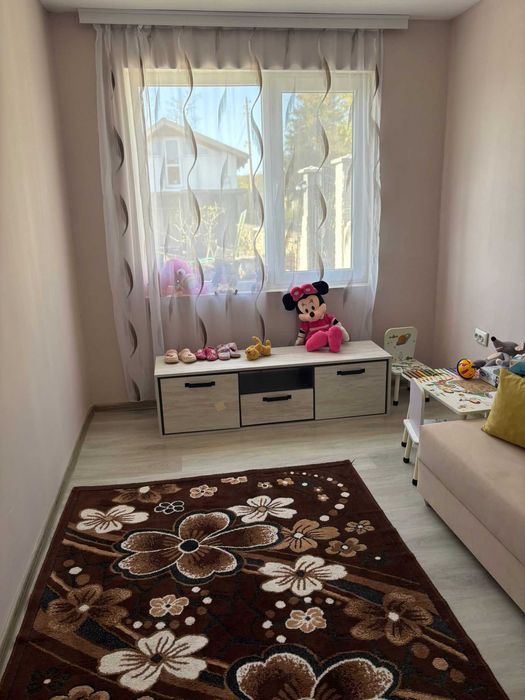 Продава се къща с.Макариополско