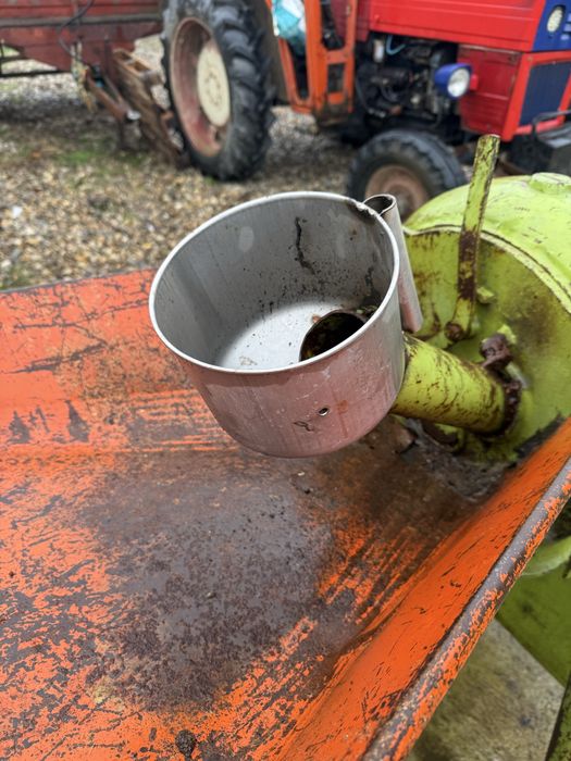 Moara pentru porumb si cereale