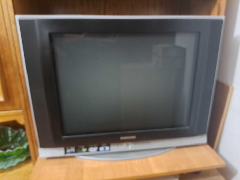 Samsung телевизор