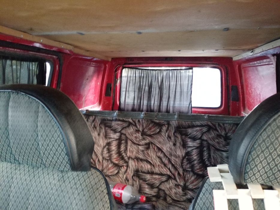 Ford Tranzit 1993yil