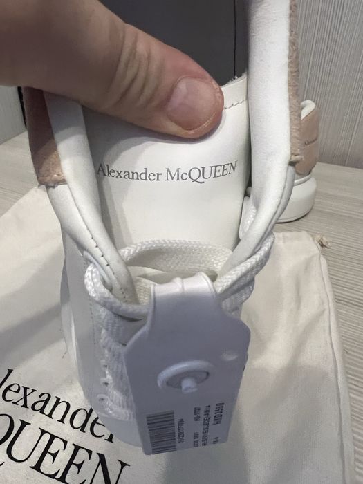 Sneakersi Mcqueen size 36