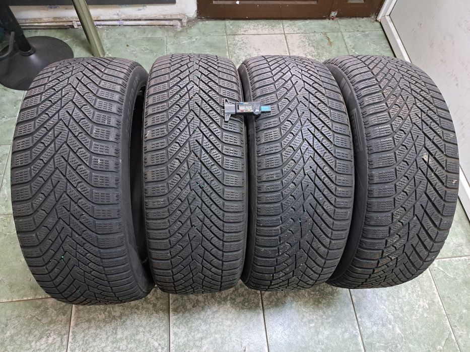 4 anvelope 235/50 R20 Pirelli dot 2023