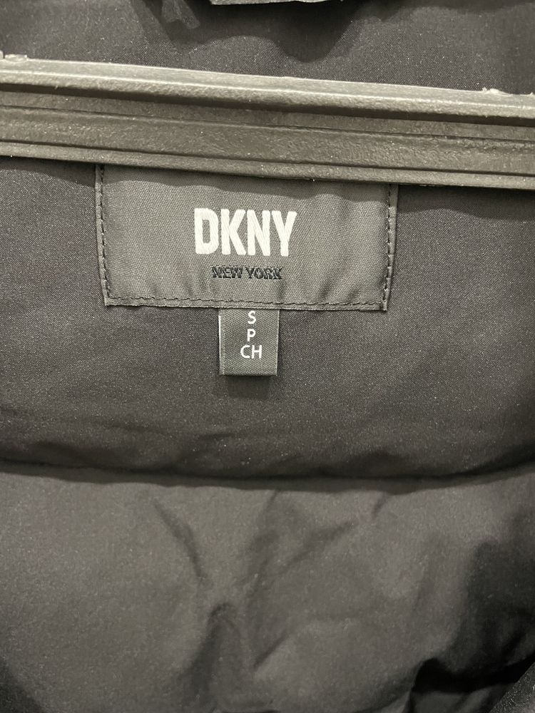 Куртка Новая DKNY. Срочно!Торг!