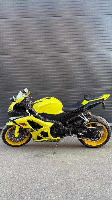 Suzuki Gsxr 1000 k8