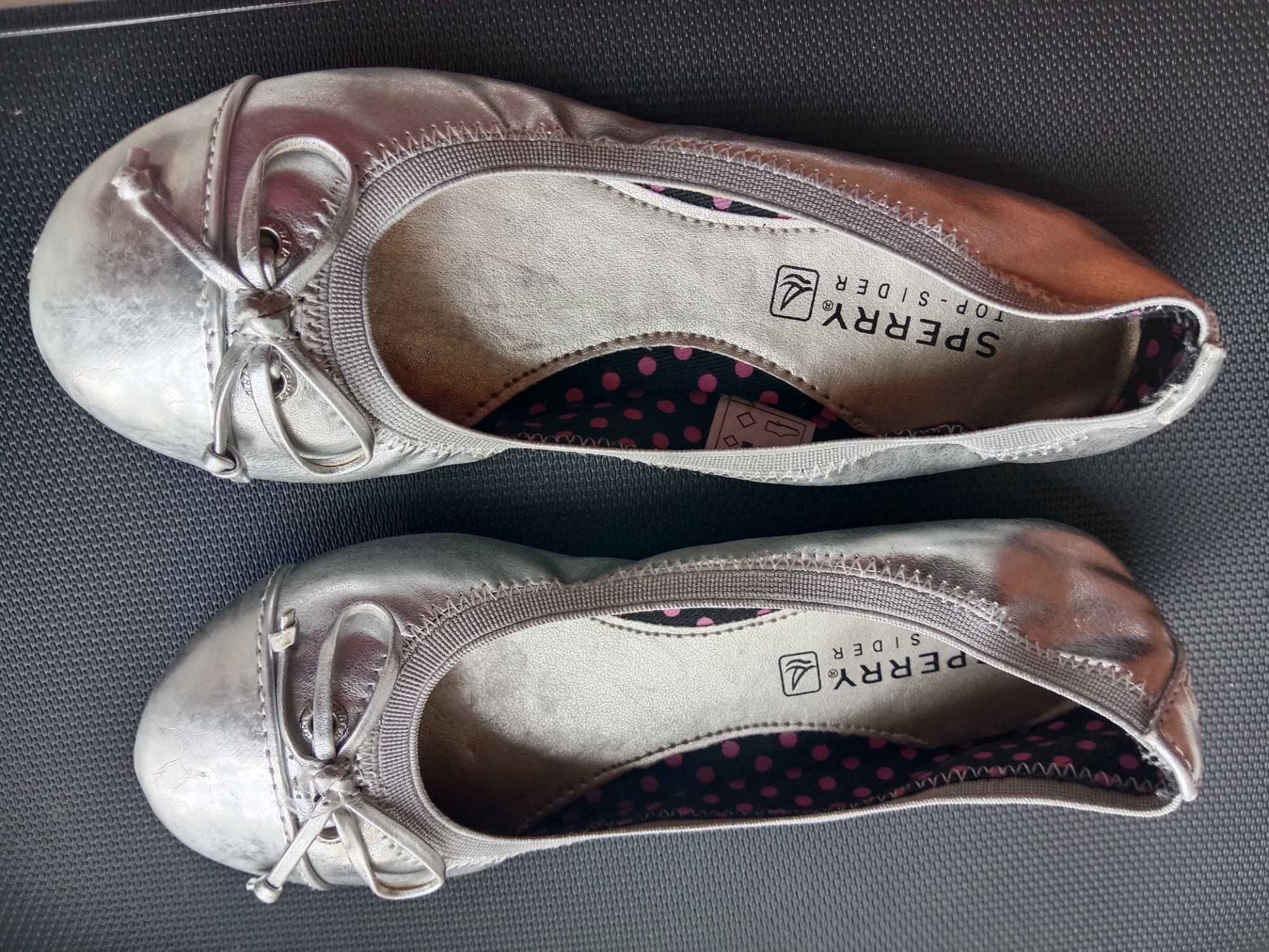 Туфли балетки серебро качественная мягкая кожа Дешево  28 размер