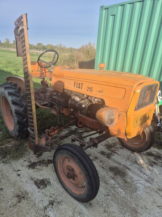 tractor fiat 215