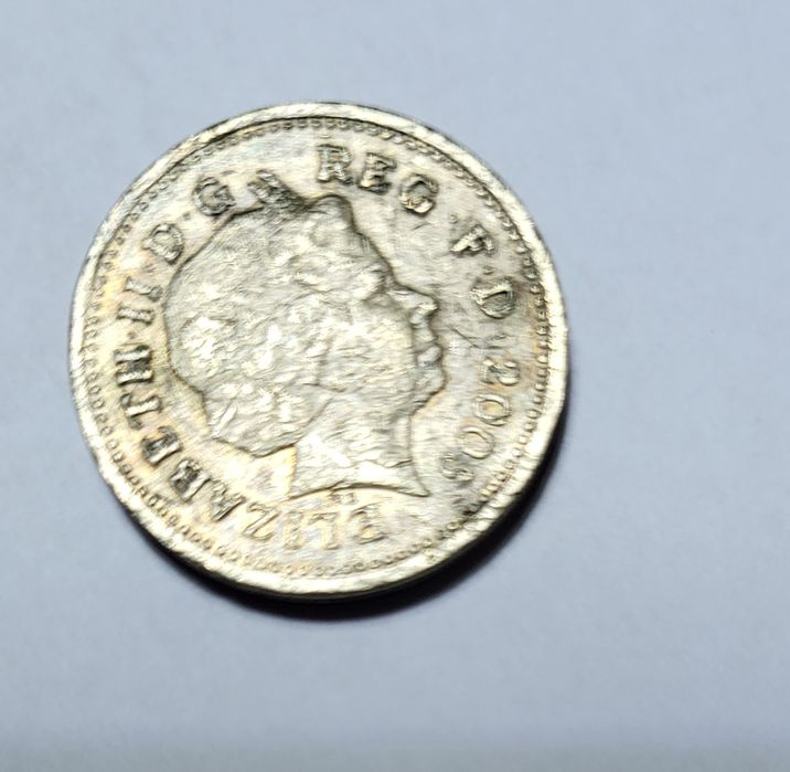 Monedă 2005 one pound