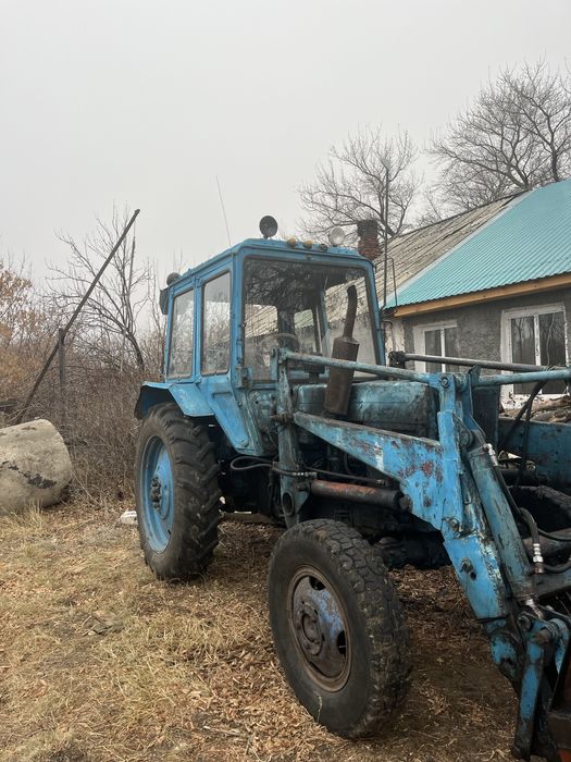 Трактор мтз-82 с куном на полном ходу