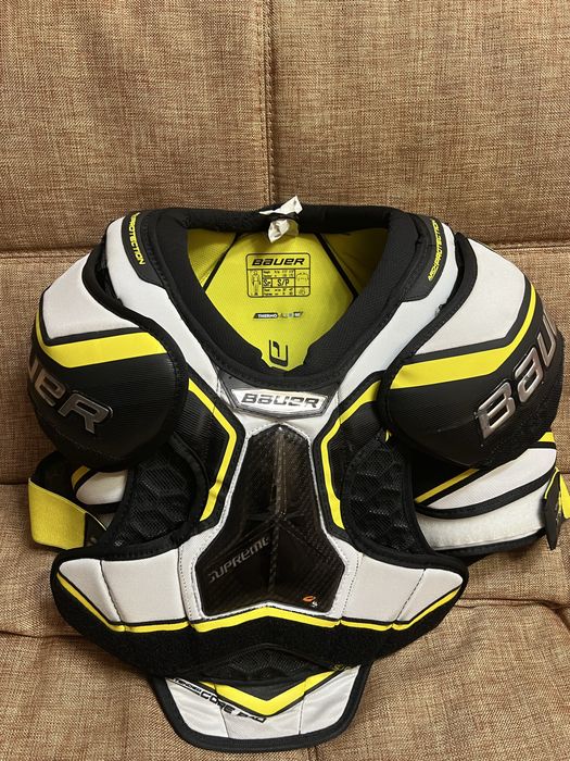 Хоккейная форма BAUER