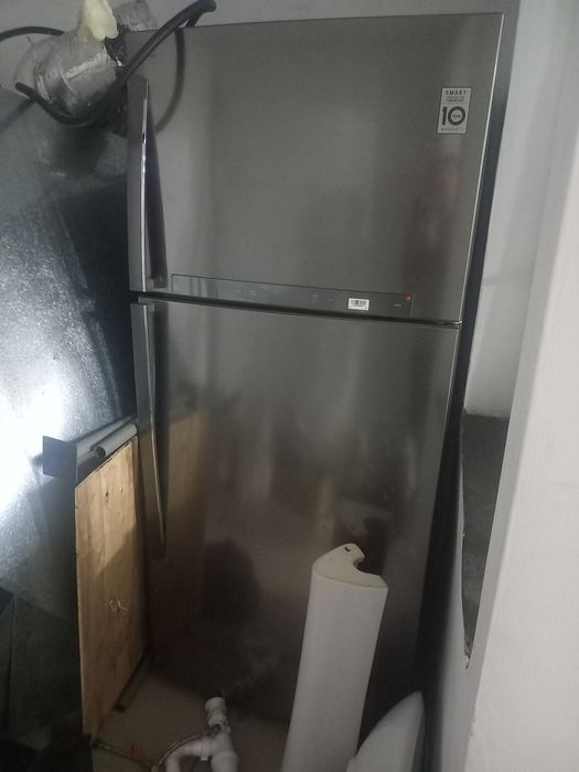 Холодильник новый 3 месяца