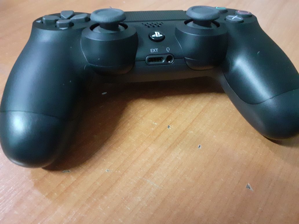 Продаю геймпад от PlayStation 4