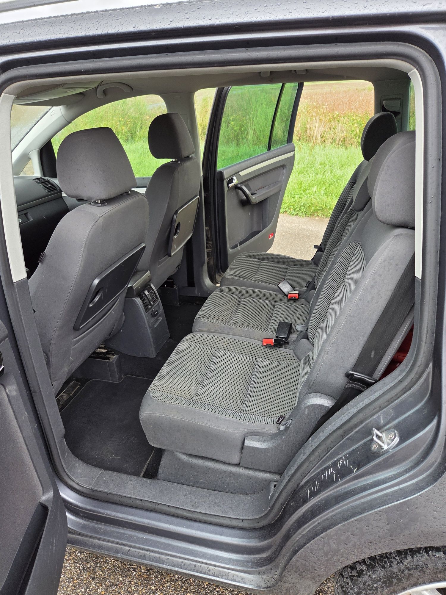 VW Touran 7 Locuri 2.0 TDI Germania