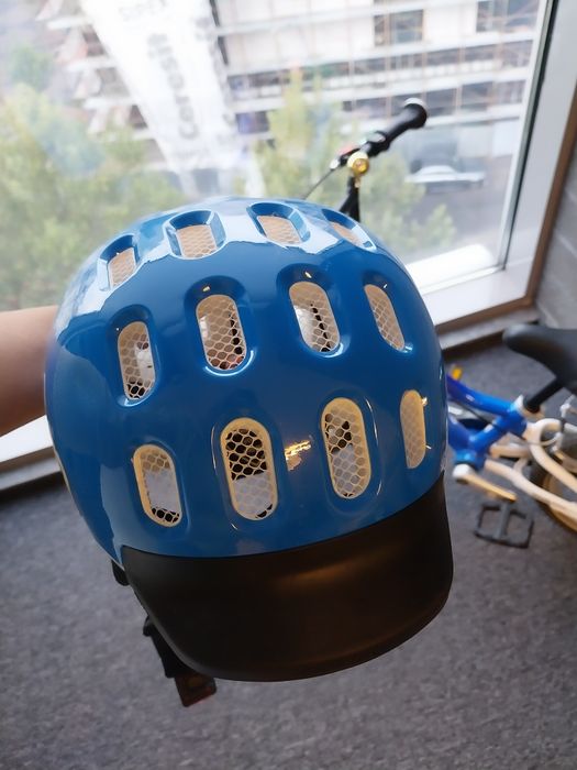 Vând bicicleta Woom 2 + casca woom XS