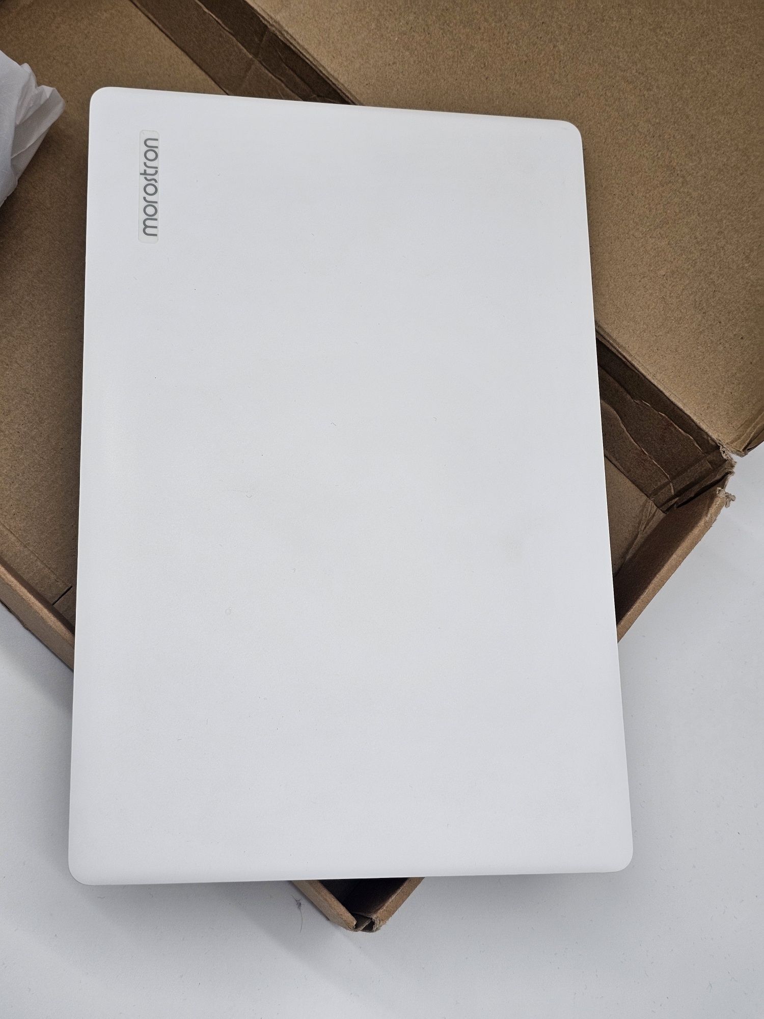 Laptop Morostron 14.1 inch, Windows 11, ecran IPS ultra subțire Full H