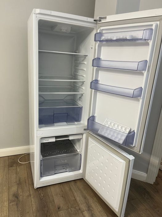 Холодильник BEKO