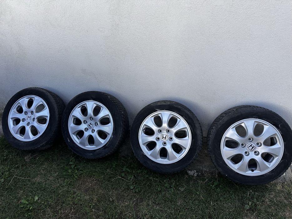 Jante Honda 5x114.3 + cauciucuri iarna 205/55/16 Nokian Mazda Toyota
