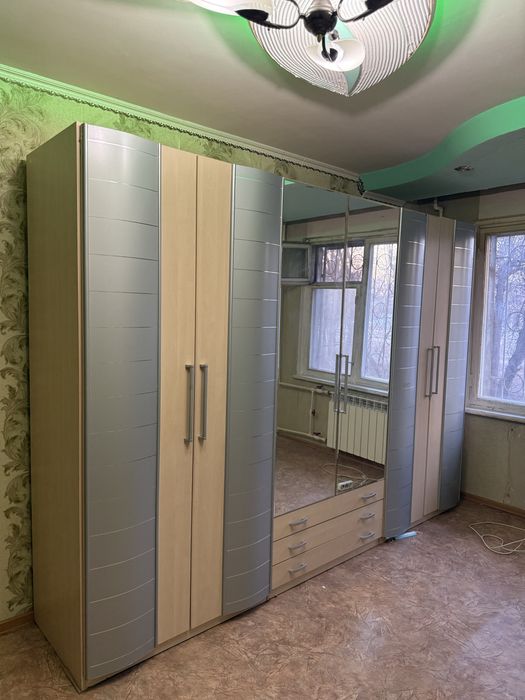 Шкаф сатылады срочно