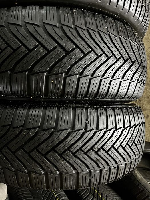 Anvelope de iarna 215/60 R17