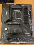 MSI MAG B760 TOMAHAWK WIFI DDR5 +  Intel i7-12700KF, 12 Cores 5.0GHz